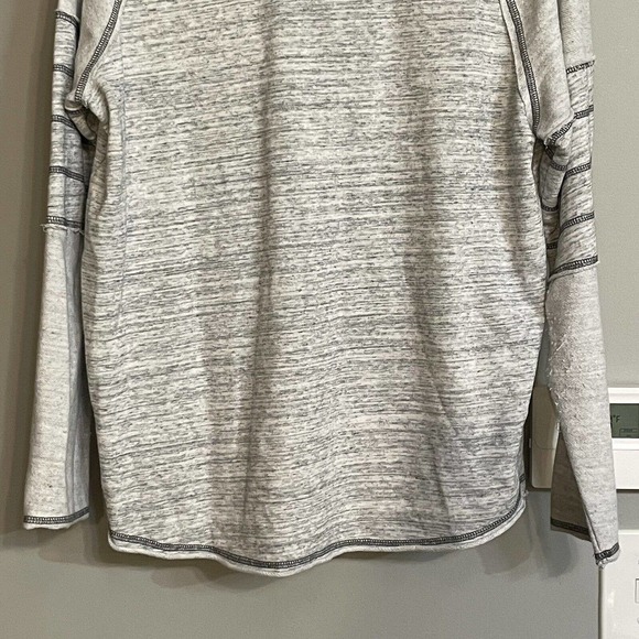 CCM Detroit Red Wings LS Raglan Distressed Grey Soft French Terry Fabric Logo XL - Picture 6 of 11